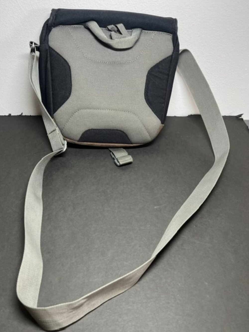 Wolfskin Cross-Body or Shoulder Satchel/ Black with Suede - Picture 5 of 5